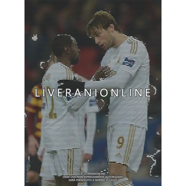 Swansea City\'s Michu trys to reason with team-mate Nathan Dyer Football - Capital One Cup Final - Bradford City v Swansea City - Sunday 24th February 2013 - Wembley National Stadium - Wembley - London © CameraSport - 43 Linden Ave. Countesthorpe. Leicester. England. LE8 5PG - Tel: +44 (0) 116 277 4147 - admin@camerasport.com - www.camerasport.com ©photoshot/AGENZIA ALDO LIVERANI SAS - ITALY ONLY - EDITORIAL USE ONLY