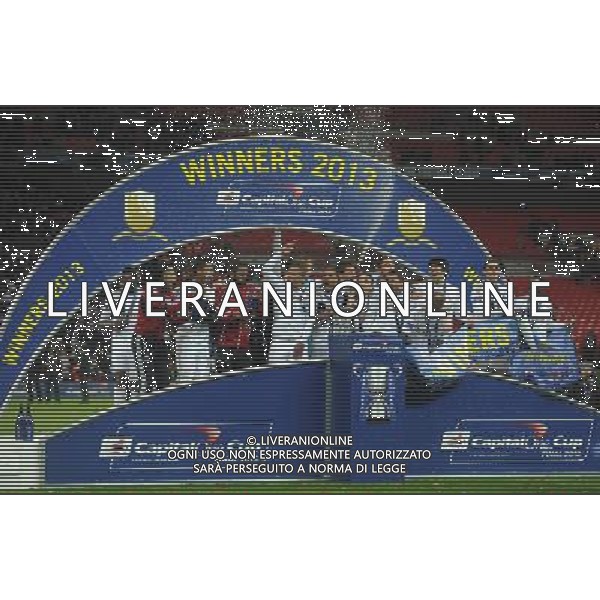 Swansea City players celebrate winning the CapitalOne league cup Football - Capital One Cup Final - Bradford City v Swansea City - Sunday 24th February 2013 - Wembley National Stadium - Wembley - London © CameraSport - 43 Linden Ave. Countesthorpe. Leicester. England. LE8 5PG - Tel: +44 (0) 116 277 4147 - admin@camerasport.com - www.camerasport.com ©photoshot/AGENZIA ALDO LIVERANI SAS - ITALY ONLY - EDITORIAL USE ONLY