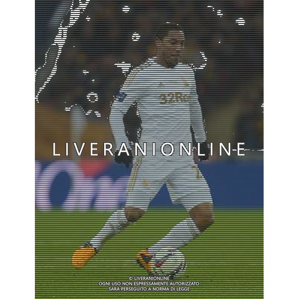 Swansea City\'s Jonathan de Guzman in action during tonights match Football - Capital One Cup Final - Bradford City v Swansea City - Sunday 24th February 2013 - Wembley National Stadium - Wembley - London © CameraSport - 43 Linden Ave. Countesthorpe. Leicester. England. LE8 5PG - Tel: +44 (0) 116 277 4147 - admin@camerasport.com - www.camerasport.com ©photoshot/AGENZIA ALDO LIVERANI SAS - ITALY ONLY - EDITORIAL USE ONLY