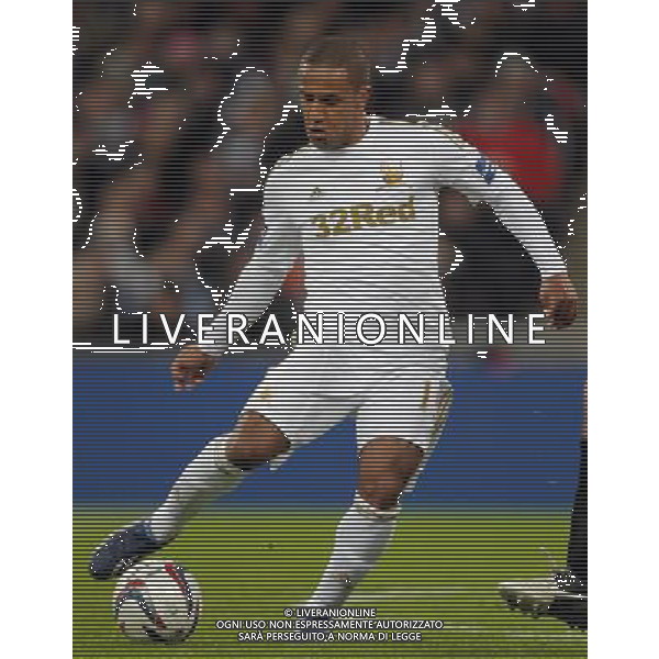WAYNE ROUTLEDGE SWANSEA CITY FC BRADFORD CITY V SWANSEA CITY CAPITAL ONE FOOTBALL LEAGUE CUP FINAL 2013 WEMBLEY STADIUM, LONDON, ENGLAND 24 February 2013 GAQ66283 CAPITAL ONE CUP FINAL 2013 WARNING! This Photograph May Only Be Used For Newspaper And/Or Magazine Editorial Purposes. May Not Be Used For Publications Involving 1 player, 1 Club Or 1 Competition Without Written Authorisation From Football DataCo Ltd. For Any Queries, Please Contact Football DataCo Ltd on +44 (0) 207 864 9121 ©PHOTOSHOT/AGENZIA ALDO LIVERANI SAS - ITALY ONLY - EDITORIAL USE ONLY
