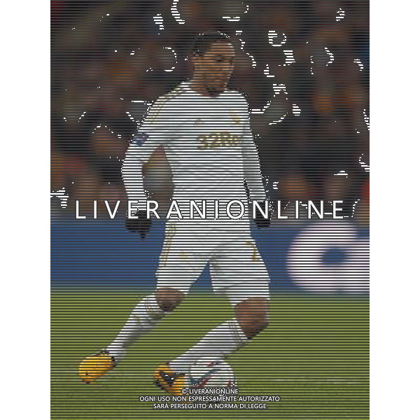 JONATHAN DE GUZMAN SWANSEA CITY FC BRADFORD CITY V SWANSEA CITY CAPITAL ONE FOOTBALL LEAGUE CUP FINAL 2013 WEMBLEY STADIUM, LONDON, ENGLAND 24 February 2013 GAQ66277 CAPITAL ONE CUP FINAL 2013 WARNING! This Photograph May Only Be Used For Newspaper And/Or Magazine Editorial Purposes. May Not Be Used For Publications Involving 1 player, 1 Club Or 1 Competition Without Written Authorisation From Football DataCo Ltd. For Any Queries, Please Contact Football DataCo Ltd on +44 (0) 207 864 9121 ©PHOTOSHOT/AGENZIA ALDO LIVERANI SAS - ITALY ONLY - EDITORIAL USE ONLY