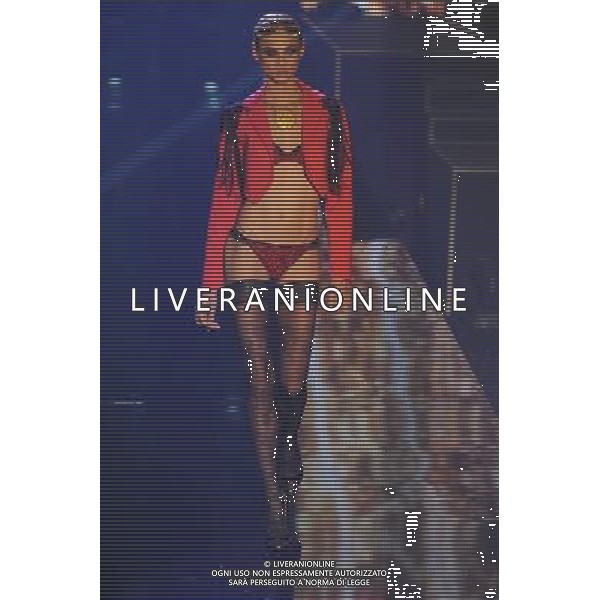 Etam Lingerie and Natalia Vodianova for Etam collections. Etam opening show at Paris Fashion week 26th February 2013 ©Photoshot/AGENZIA ALDO LIVERANI SAS-ITALY ONLY - EDITORIAL USE ONLY
