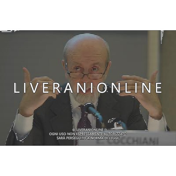MILANO 1/3/2013 INTESA-SANPAOLO P.zza BELGIOIOSO \'ACCORDO INTESA SANPAOLO, PICCOLA INDUSTRIA E CONFINDUSTRIA, PER FACILITARE L\' ACCESSO E LA CONTINUITA\' DEL CREDITO\' NELLA FOTO ENRICO CUCCHIANI AMMINISTRATORE DELEGATO INTESA SANPAOLO FOTO ROMANO/AG ALDO LIVERANI S.A.S.