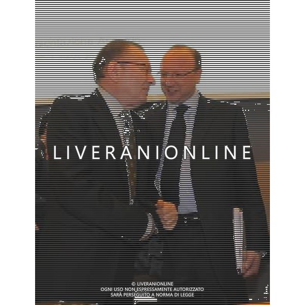 MILANO 1/3/2013 INTESA-SANPAOLO P.zza BELGIOIOSO \'ACCORDO INTESA SANPAOLO, PICCOLA INDUSTRIA E CONFINDUSTRIA, PER FACILITARE L\' ACCESSO E LA CONTINUITA\' DEL CREDITO\' NELLA FOTO GIORGIO SQUINZI E VINCENZO BOCCIA FOTO ROMANO/AG ALDO LIVERANI S.A.S.