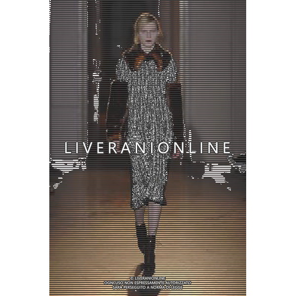 A model walks the runway during the Rue du Mail Ready-To-Wear Fall/Winter 2013 show as part of Paris Fashion Week on February 28, 2013 in Paris, France. ©Photoshot/AGENZIA ALDO LIVERANI SAS-ITALY ONLY - EDITORIAL USE ONLY