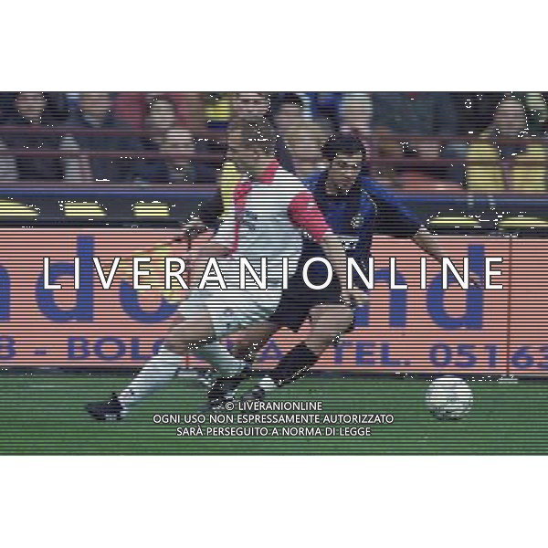 MILANO, 04-04-02 DFP/ MARCO LUSSOSO INTER-FEYENOORD (COPPA UEFA) NELLA FOTO: SERGIO CONCEICAO AG ALDO LIVERANI S A S