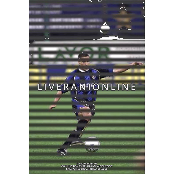 MILANO, 04-04-02 DFP/ MARCO LUSSOSO INTER-FEYENOORD (COPPA UEFA) NELLA FOTO: IVAN CORDOBA AG ALDO LIVERANI S A S
