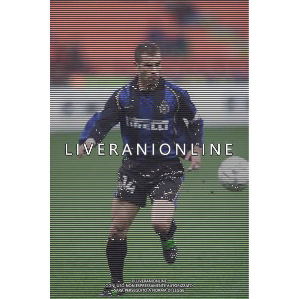 MILANO, 04-04-02 DFP/ MARCO LUSSOSO INTER-FEYENOORD (COPPA UEFA) NELLA FOTO: LUIGI DI BIAGIO AG ALDO LIVERANI S A S