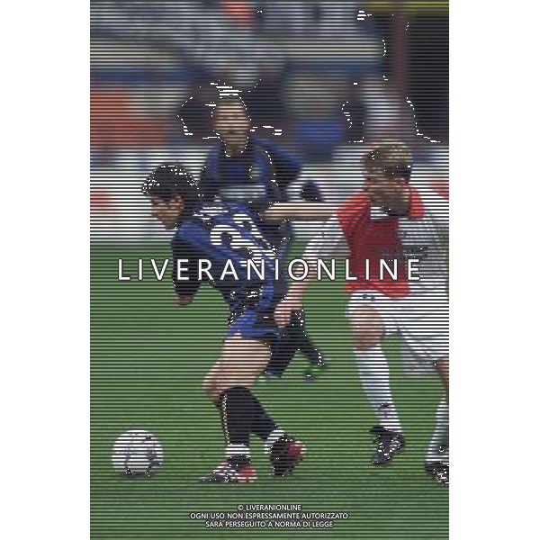 MILANO, 04-04-02 DFP/ MARCO LUSSOSO INTER-FEYENOORD (COPPA UEFA) NELLA FOTO: BELOZOGLU EMRE AG ALDO LIVERANI S A S