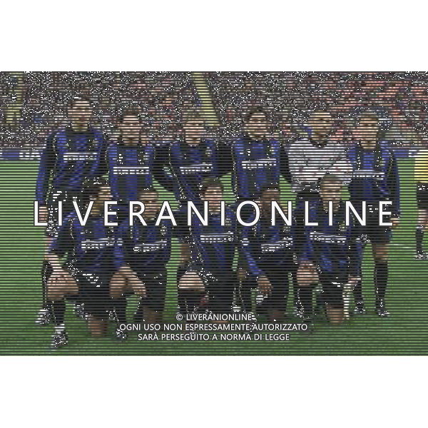 MILANO, 04-04-02 DFP/ MARCO LUSSOSO INTER-FEYENOORD (COPPA UEFA) NELLA FOTO: FORMAZIONE AG ALDO LIVERANI S A S