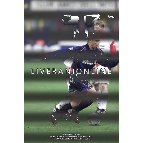 MILANO, 04-04-02 DFP/ MARCO LUSSOSO INTER-FEYENOORD (COPPA UEFA) NELLA FOTO: RONALDO AG ALDO LIVERANI S A S