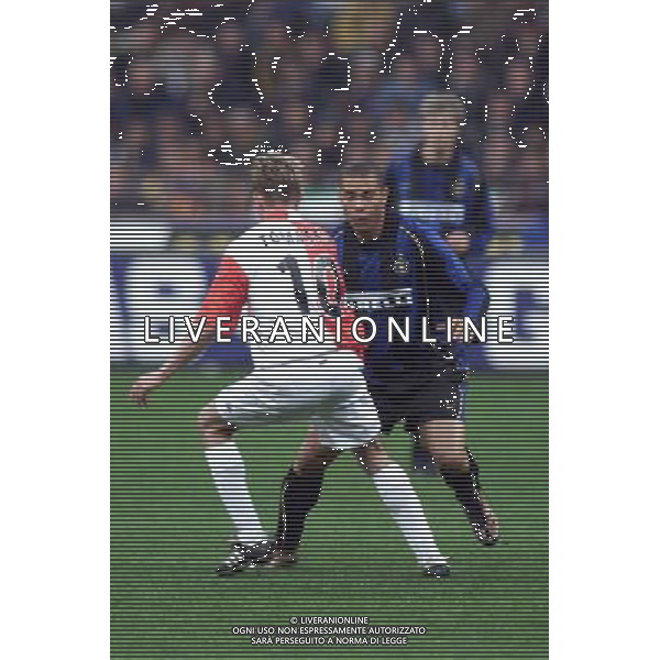 MILANO, 04-04-02 DFP/ MARCO LUSSOSO INTER-FEYENOORD (COPPA UEFA) NELLA FOTO: RONALDO AG ALDO LIVERANI S A S