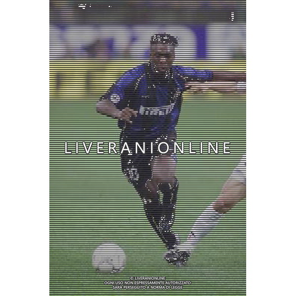 MILANO, 04-04-02 DFP/ MARCO LUSSOSO INTER-FEYENOORD (COPPA UEFA) NELLA FOTO: CLARENCE SEEDORF AG ALDO LIVERANI S A S