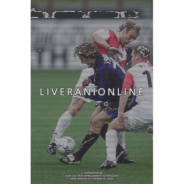 MILANO, 04-04-02 DFP/ MARCO LUSSOSO INTER-FEYENOORD (COPPA UEFA) NELLA FOTO: NICOLA VENTOLA AG ALDO LIVERANI S A S