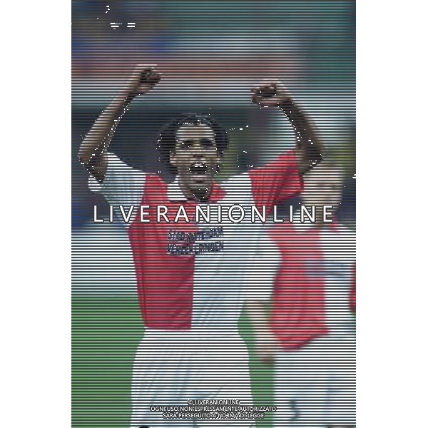 MILANO, 04-04-02 DFP/ MARCO LUSSOSO INTER-FEYENOORD (COPPA UEFA) NELLA FOTO: ESULTANZA FEYENOORD AG ALDO LIVERANI S A S