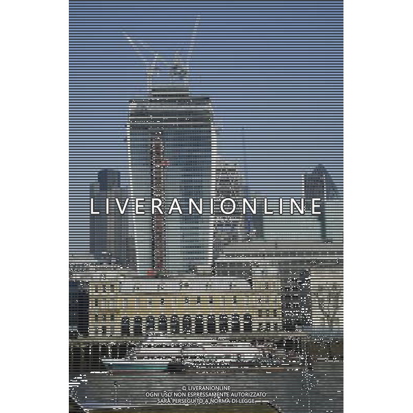 General view of 20 Fenchurch Street, colloquially known as the Walkie Talkie ©photoshot/AGENZIA ALDO LIVERANI SAS - ITALY ONLY - Veduta generale del 20 Fenchurch Street a Londra, nota come il Walkie Talkie