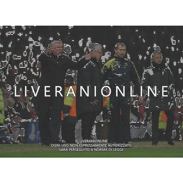 An angry Sir Alex Ferguson Manager gestures towards Referee Cuneyt Cakir after Nani sending off Manchester United 2012/13 Manchester United V Real Madrid (1-2) (AGG 2-3) 05/03/13 UEFA Champions League Round of 16-Second Leg Photo: Robin Parker Fotosports International ©Photoshot/AGENZIA ALDO LIVERANI SAS-ITALY ONLY - EDITORIAL USE ONLY