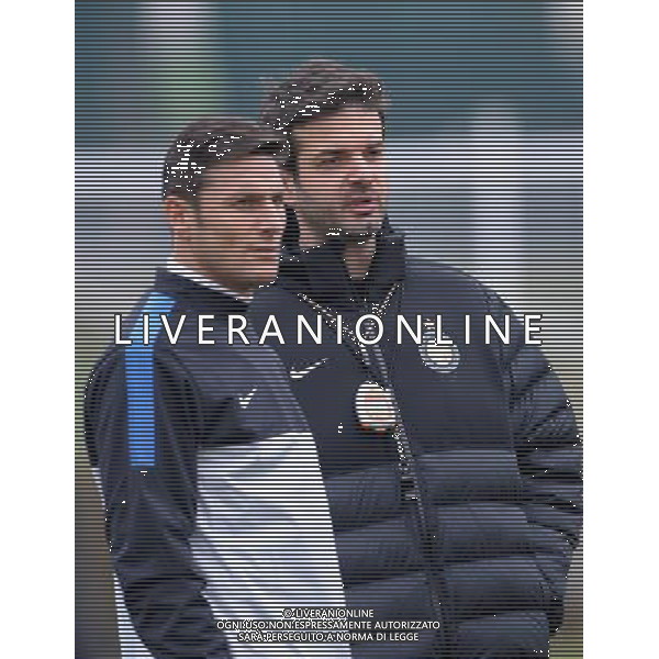 APPIANO GENTILE (CO) 13/3/2013 ALLENAMENTO DELL\' INTER PER LA PARTITA DI EUROPA LEAGUE CONTRO IL TOTTENHAM NELLA FOTO ANDREA STRAMACCIONI E JAVIER ZANETTI FOTO ROMANO/AG ALDO LIVERANI