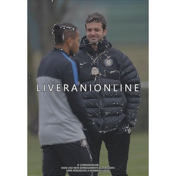 APPIANO GENTILE (CO) 13/3/2013 ALLENAMENTO DELL\' INTER PER LA PARTITA DI EUROPA LEAGUE CONTRO IL TOTTENHAM NELLA FOTO ANDREA STRAMACCIONI CON PEREIRA FOTO ROMANO/AG ALDO LIVERANI