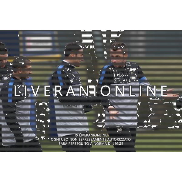 APPIANO GENTILE (CO) 13/3/2013 ALLENAMENTO DELL\' INTER PER LA PARTITA DI EUROPA LEAGUE CONTRO IL TOTTENHAM NELLA FOTO ANTONIO CASSANO E JAVIER ZANETTI FOTO ROMANO/AG ALDO LIVERANI