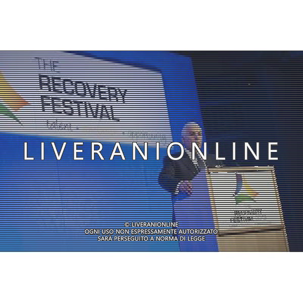 Mitch Winehouse speaks at The Recovery Festival at The QE2 conference centre in central London. ©photoshot/AGENZIA ALDO LIVERANI SAS - ITALY ONLY - EDITORIAL USE ONLY