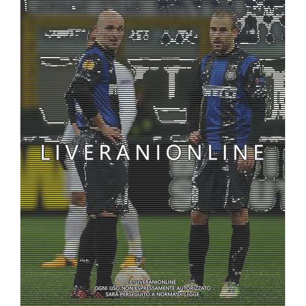 UEFA Europa League 2012/2013 Ottavi di Finale Ritorno Milano - 14.03.2013 Inter-Tottenham Nella Foto:delusione cambiasso e palacio /Ph.Vitez-Ag. Aldo Liverani