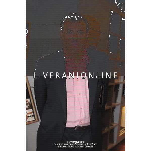 Milano 15/09/2004 Presentazione del libro\'Sono Stato Io\' di Oliviero Beha nella foto: Oliviero Beha l\'autore foto Danilo Recalcati/AG.Aldo Liverani