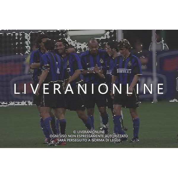 MILANO, 22-08-02 DFP/MARCO LUSSOSO INTER-ROMA (TROFEO PIRELLI) NELLA FOTO: ESULTANZA DELL\'INTER AG ALDO LIVERANI S A S