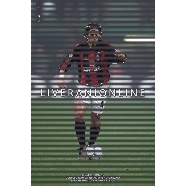 MILANO, 22-11-01 DFP/ MARCO LUSSOSO MILAN - SPORTING LISBONA (COPPA UEFA) NELLA FOTO: DEMETRIO ALBERTINI AG ALDO LIVERANI S A S