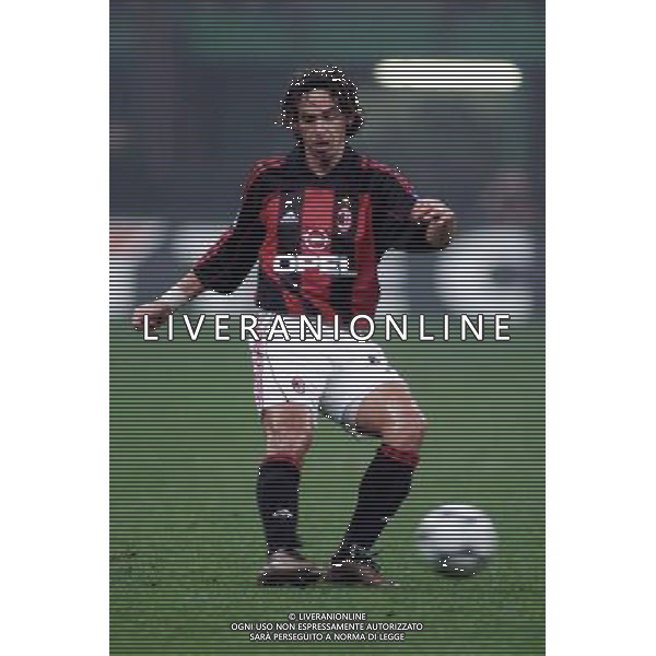 MILANO, 22-11-01 DFP/ MARCO LUSSOSO MILAN - SPORTING LISBONA (COPPA UEFA) NELLA FOTO: DEMETRIO ALBERTINI AG ALDO LIVERANI S A S