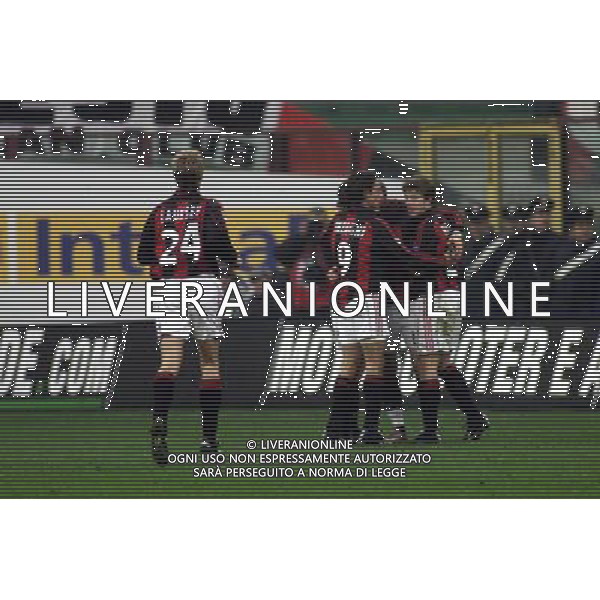 MILANO, 22-11-01 DFP/ MARCO LUSSOSO MILAN - SPORTING LISBONA (COPPA UEFA) NELLA FOTO: ESULTANZA MILAN AG ALDO LIVERANI S A S