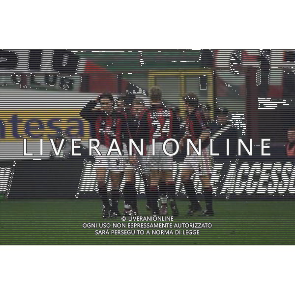 MILANO, 22-11-01 DFP/ MARCO LUSSOSO MILAN - SPORTING LISBONA (COPPA UEFA) NELLA FOTO: ESULTANZA MILAN AG ALDO LIVERANI S A S