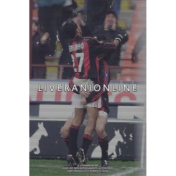 MILANO, 22-11-01 DFP/ MARCO LUSSOSO MILAN - SPORTING LISBONA (COPPA UEFA) NELLA FOTO: ESULTANZA MILAN AG ALDO LIVERANI S A S