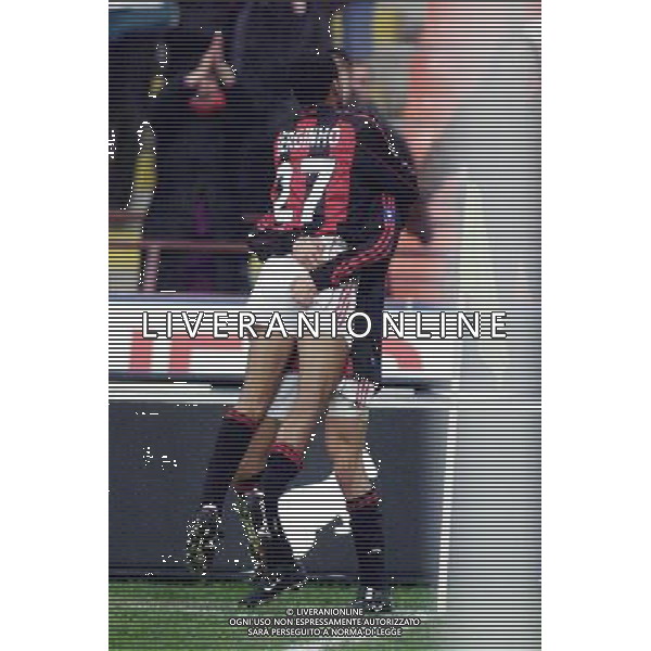 MILANO, 22-11-01 DFP/ MARCO LUSSOSO MILAN - SPORTING LISBONA (COPPA UEFA) NELLA FOTO: ESULTANZA MILAN AG ALDO LIVERANI S A S