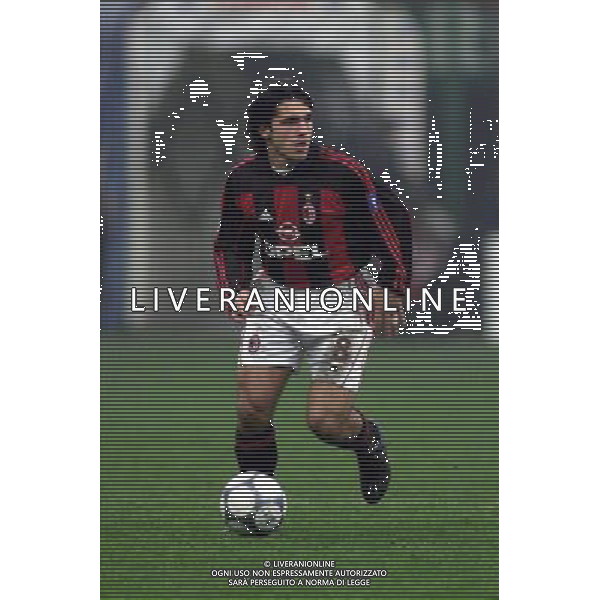 MILANO, 22-11-01 DFP/ MARCO LUSSOSO MILAN - SPORTING LISBONA (COPPA UEFA) NELLA FOTO: GENNARO GATTUSO AG ALDO LIVERANI S A S