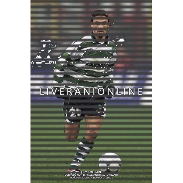 MILANO, 22-11-01 DFP/ MARCO LUSSOSO MILAN - SPORTING LISBONA (COPPA UEFA) NELLA FOTO: JOAO PINTO AG ALDO LIVERANI S A S