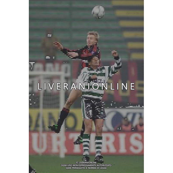 MILANO, 22-11-01 DFP/ MARCO LUSSOSO MILAN - SPORTING LISBONA (COPPA UEFA) NELLA FOTO: MARTIN LAURSEN AG ALDO LIVERANI S A S