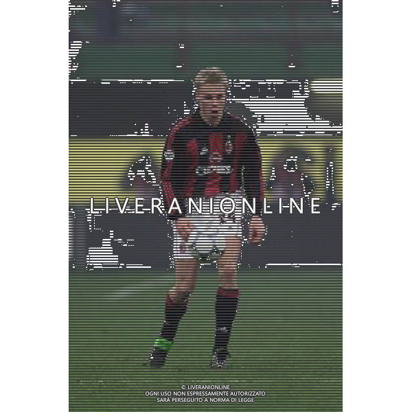 MILANO, 22-11-01 DFP/ MARCO LUSSOSO MILAN - SPORTING LISBONA (COPPA UEFA) NELLA FOTO: MARTIN LAURSEN AG ALDO LIVERANI S A S