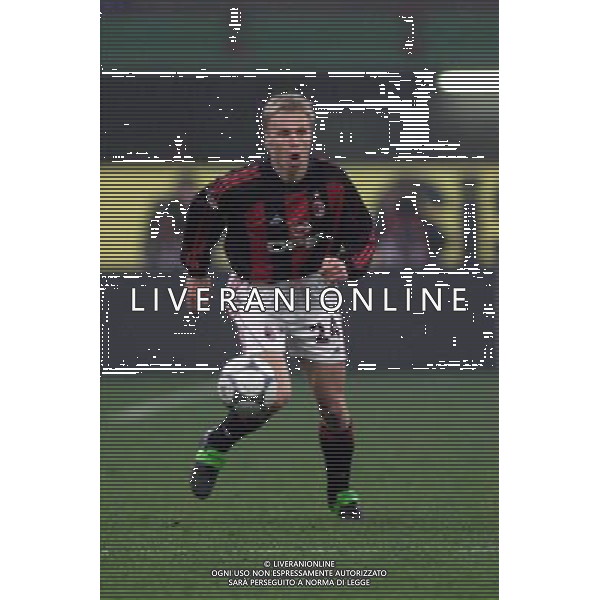 MILANO, 22-11-01 DFP/ MARCO LUSSOSO MILAN - SPORTING LISBONA (COPPA UEFA) NELLA FOTO: MARTIN LAURSEN AG ALDO LIVERANI S A S