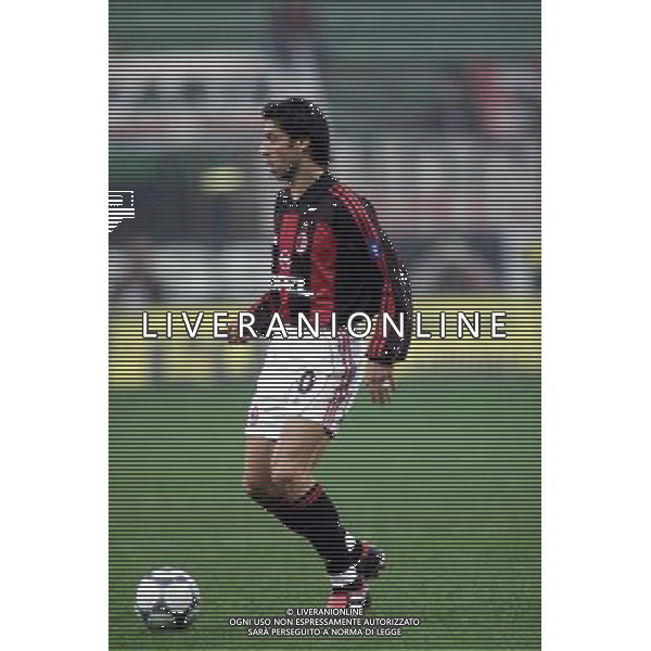MILANO, 22-11-01 DFP/ MARCO LUSSOSO MILAN - SPORTING LISBONA (COPPA UEFA) NELLA FOTO: RUI COSTA AG ALDO LIVERANI S A S
