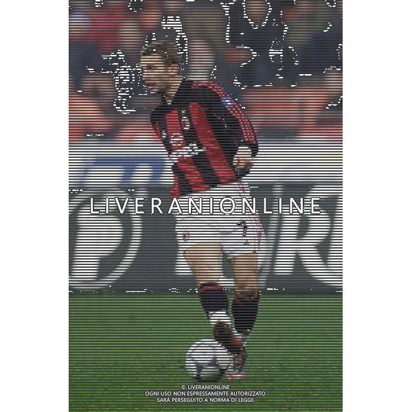 MILANO, 22-11-01 DFP/ MARCO LUSSOSO MILAN - SPORTING LISBONA (COPPA UEFA) NELLA FOTO: ANDRIY SHEVCHENKO AG ALDO LIVERANI S A S