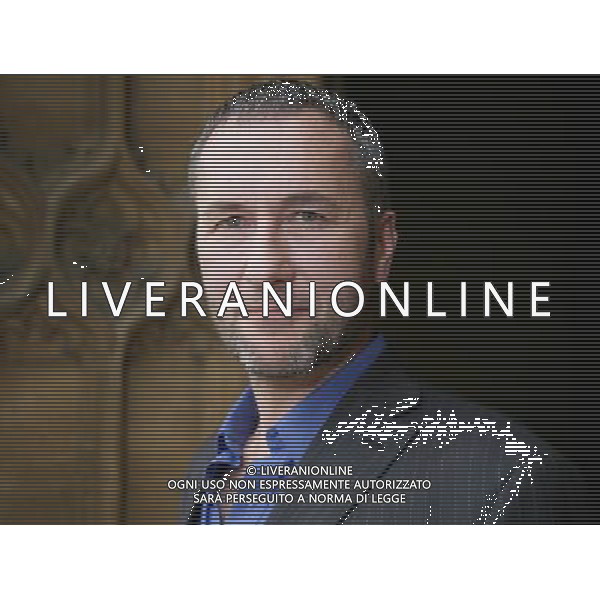 Jason Lewis- 2013 Sunday Times Oxford Literary Festival Christ Church Oxford England ©Photoshot/AGENZIA ALDO LIVERANI SAS-ITALY ONLY - EDITORIAL USE ONLY