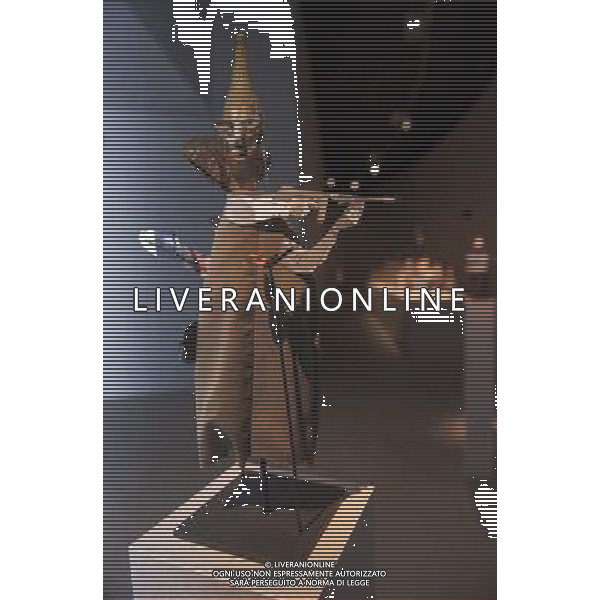 Geoffrey agricoltori  il chirurgo e il fotografo sarˆ mostrato per la prima volta nella sua forma completa. Sviluppato nell\'arco di 3 anni il lavoro consiste di centinaia di marionette, come figure, composte da immagini ricavate da vecchi libri e riviste montate su forme tessuto. La mostra dura dal 26 marzo 2013 - 28 luglio 2013 The Curve, Barbican. Londra ©Photoshot/AGENZIA ALDO LIVERANI SAS-ITALY ONLY - EDITORIAL USE ONLY