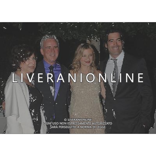 Amy Smart and husband Carter Oosterhouse and Glen MacDonald and wife Joanne UCLA Institute Of The Environment And Sustainability\'s 2nd Annual \'An Evening Of Environmental Excellence\' at the Home of Jeanne and Anthony Pritzker March 5, 2013 - Beverly Hills, California /AGENZIA ALDO LIVERANI SAS/ITALY ONLY - EDITORIAL USE ONLY