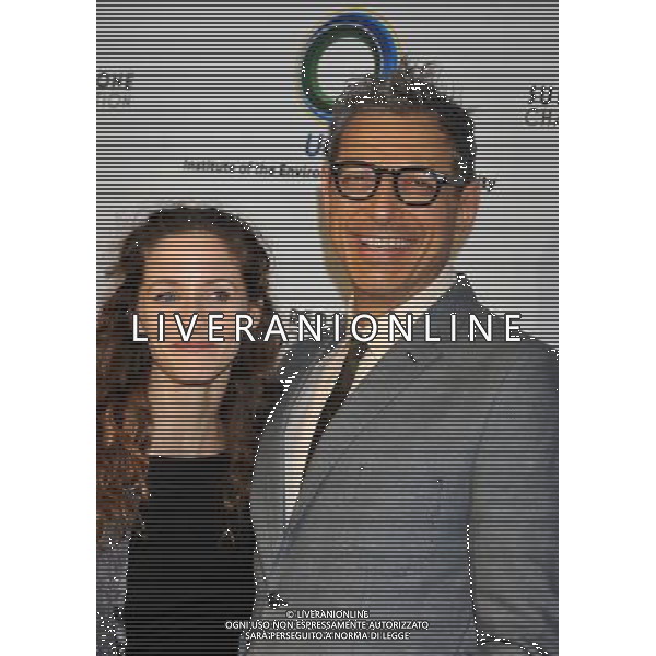 Emilie Livingston and Jeff Goldblum UCLA Institute Of The Environment And Sustainability\'s 2nd Annual \'An Evening Of Environmental Excellence\' at the Home of Jeanne and Anthony Pritzker March 5, 2013 - Beverly Hills, California /AGENZIA ALDO LIVERANI SAS/ITALY ONLY - EDITORIAL USE ONLY