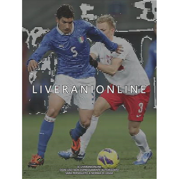 GLIWICE STADION MIEJSKI PRZY ULICY OKRZEI 27.03.2013 PILKA NOZNA 12 TURNIEJ CZTERECH NARODOW POLSKA U20 - WLOCHY U20 NZ GIOVANNI DI LORENZO ITA MICHAL KOLODZIEJSKI POL FOT MICHAL NOWAK / NEWSPIX.PL GLIWICE 27.03.2013 FOOTBALL 12TH FOUR NATIONS TOURNAMENT POLAND U20 - ITALY U20 GIOVANNI DI LORENZO ITA MICHAL KOLODZIEJSKI POL MICHAL NOWAK / NEWSPIX.PL --- Newspix.pl AG ALDO LIVERANI S A S ONLY ITALY *** Local Caption *** www.newspix.pl mail us: info@newspix.pl call us: 0048 022 23 22 222 --- Polish Picture Agency by Ringier Axel Springer Poland