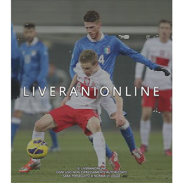 GLIWICE STADION MIEJSKI PRZY ULICY OKRZEI 27.03.2013 PILKA NOZNA 12 TURNIEJ CZTERECH NARODOW POLSKA U20 - WLOCHY U20 NZ MATEUSZ SZWOCH POL GIANLUCA SAMPIETRO ITA FOT MICHAL NOWAK / NEWSPIX.PL GLIWICE 27.03.2013 FOOTBALL 12TH FOUR NATIONS TOURNAMENT POLAND U20 - ITALY U20 MATEUSZ SZWOCH POL GIANLUCA SAMPIETRO ITA MICHAL NOWAK / NEWSPIX.PL --- Newspix.pl AG ALDO LIVERANI S A S ONLY ITALY *** Local Caption *** www.newspix.pl mail us: info@newspix.pl call us: 0048 022 23 22 222 --- Polish Picture Agency by Ringier Axel Springer Poland