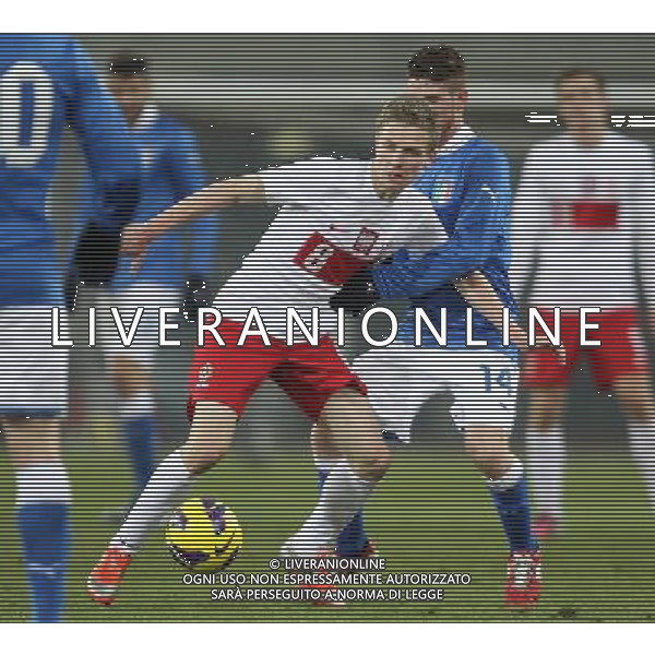 GLIWICE STADION MIEJSKI PRZY ULICY OKRZEI 27.03.2013 PILKA NOZNA 12 TURNIEJ CZTERECH NARODOW POLSKA U20 - WLOCHY U20 NZ MATEUSZ SZWOCH POL GIANLUCA SAMPIETRO ITA FOT MICHAL NOWAK / NEWSPIX.PL GLIWICE 27.03.2013 FOOTBALL 12TH FOUR NATIONS TOURNAMENT POLAND U20 - ITALY U20 MATEUSZ SZWOCH POL GIANLUCA SAMPIETRO ITA MICHAL NOWAK / NEWSPIX.PL --- Newspix.pl AG ALDO LIVERANI S A S ONLY ITALY *** Local Caption *** www.newspix.pl mail us: info@newspix.pl call us: 0048 022 23 22 222 --- Polish Picture Agency by Ringier Axel Springer Poland