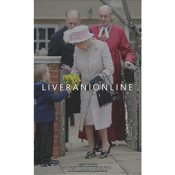HM the Queen and Duke of Edinburgh are joined byPrincess Beatrice and Princess Eugenie and the Countess of Wessex and Lady Louise Windsor at Easter Day Service Windsor ©photoshot/AGENZIA ALDO LIVERANI SAS - ITALY ONLY - REALI INGLESI: La Regina Elisabetta con il marito Filippo, la principessa Beatrice e Eugenie e la contessa di Wessex e Lady Louise Windsor al servizio nel giorno di Pasqua