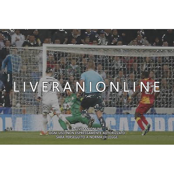 Real Madrid\'s Cristiano Ronaldo goal during quarter finals CHampions League match on March 3rd 2013. Photo: Cesar Cebolla / ALFAQUI AG ALDO LIVERANI S A S ONLY ITALY